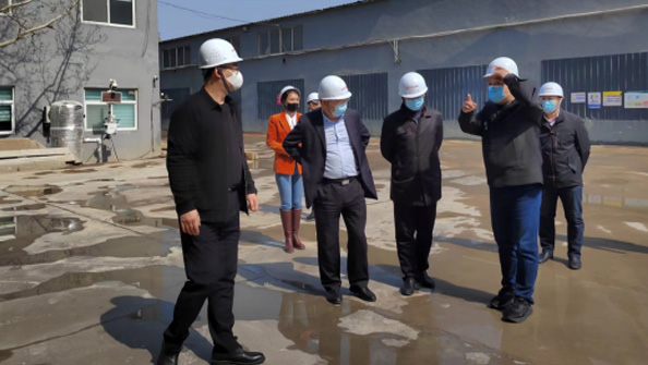 市住房和城鄉(xiāng)建設局劉玉勇局長、 市建筑工程管理服務中心孫雷主任一行 到我公司調研、指導